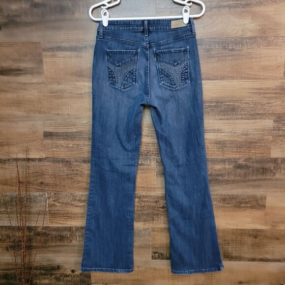 Vtg Levi's Jeans 8 Demi Curve Classic Bootcut Mid Rise Medium Dark Wash Y2K - Picture 2 of 11